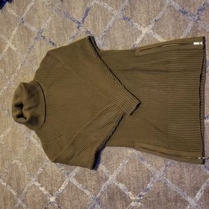 Banana rebublic sweater
